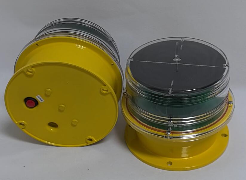 L 810 solar powered obstruction light